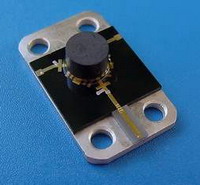 微帶嵌入式隔離器環形器5.8-8.5 GHz